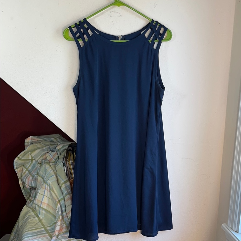 Elegant Navy Blue Sleeveless Dress L